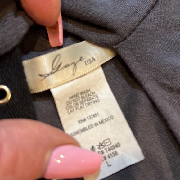 Gaze USA NWT Graphic tee - Picture 5 of 8